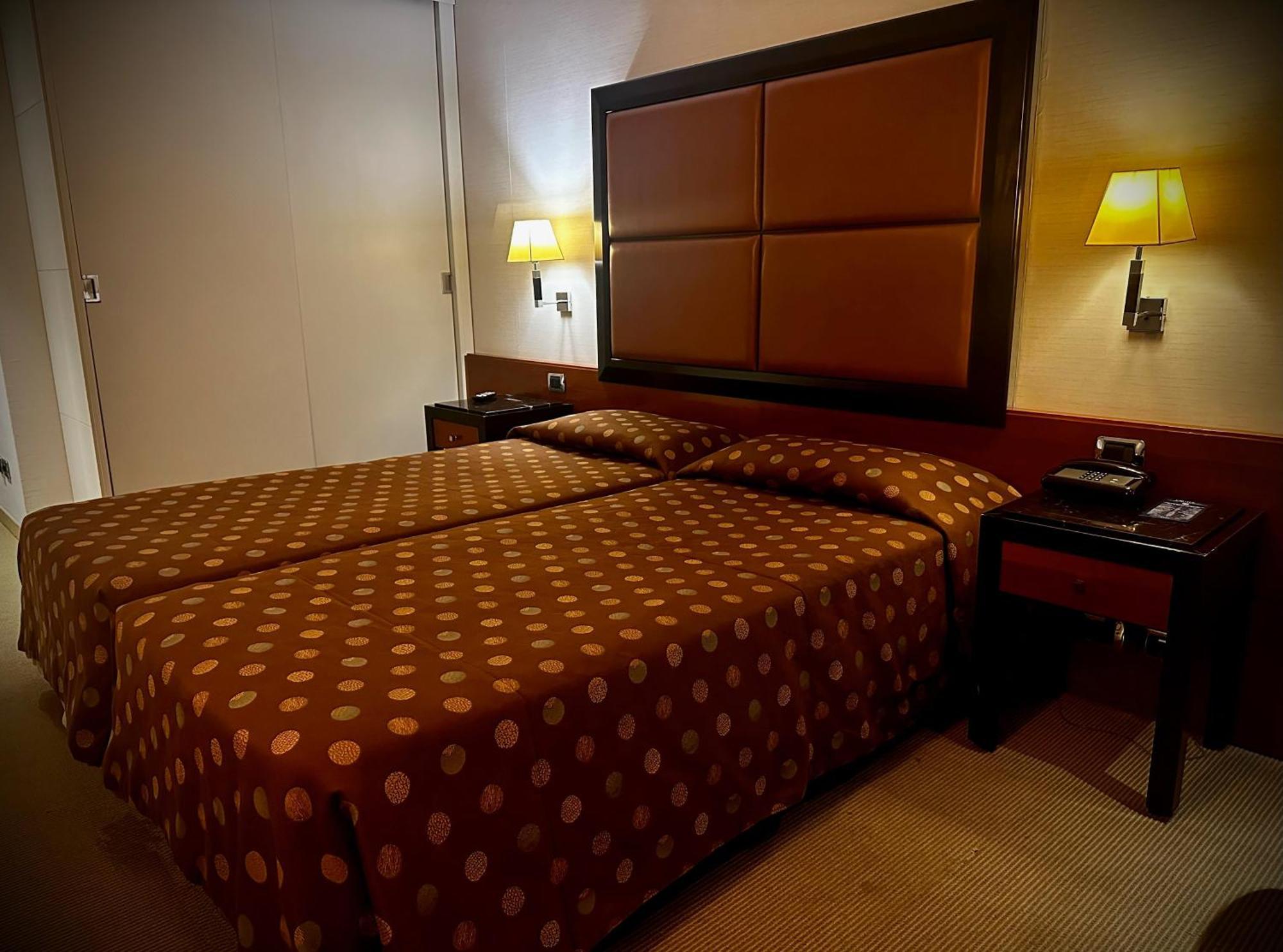 Ergife Palace Hotel — Fotos 3